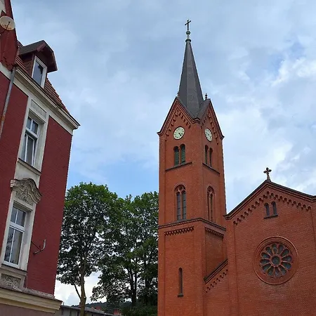 Апартаменты Art Mieszkanie Blisko Dworca Pkp Валбжих