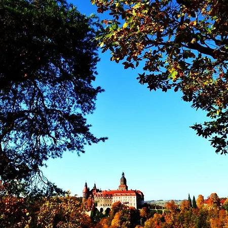 Art Mieszkanie Blisko Dworca Pkp * Валбжих