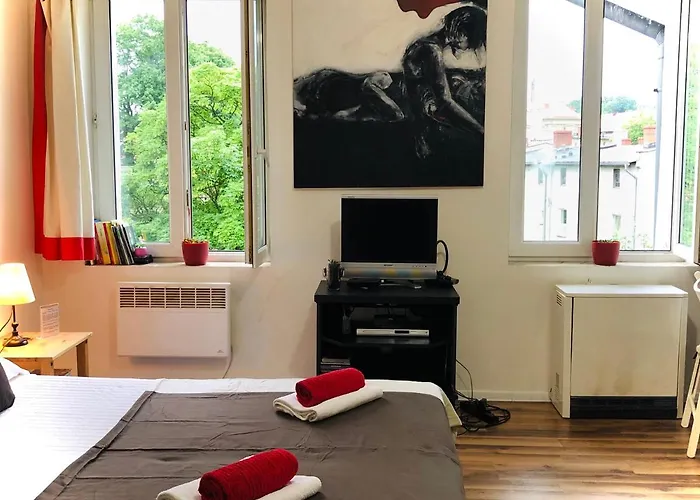 Daire Art Mieszkanie Blisko Dworca Pkp