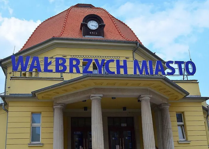 Art Mieszkanie Blisko Dworca Pkp Waldenburg